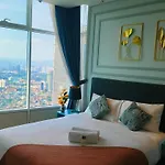 Sky Suites Klcc By Near Petronas Twin Tower