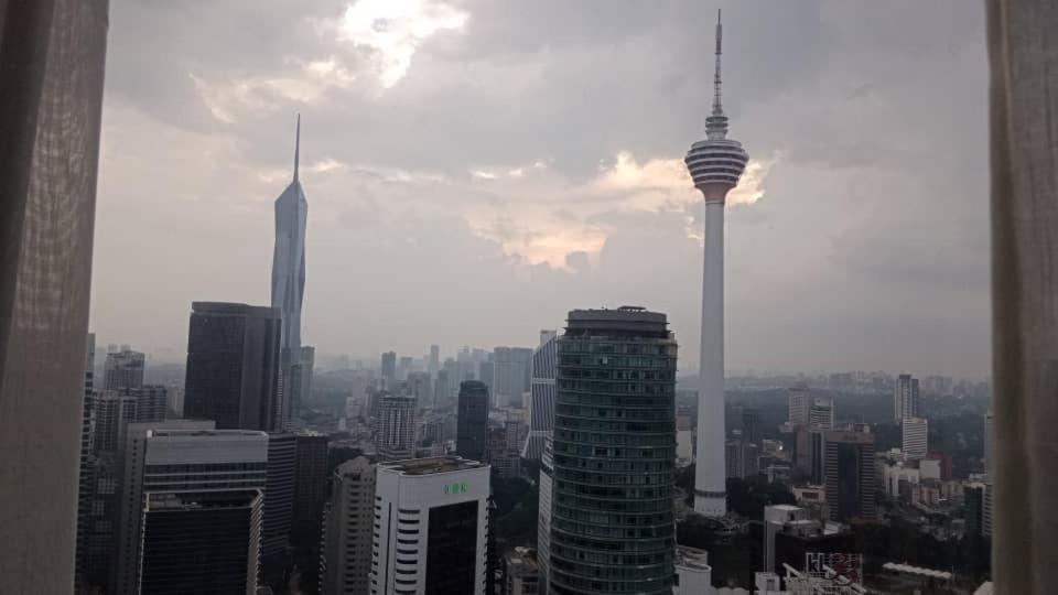 Sky Klcc By Near Petronas Twin Tower Pangsapuri *